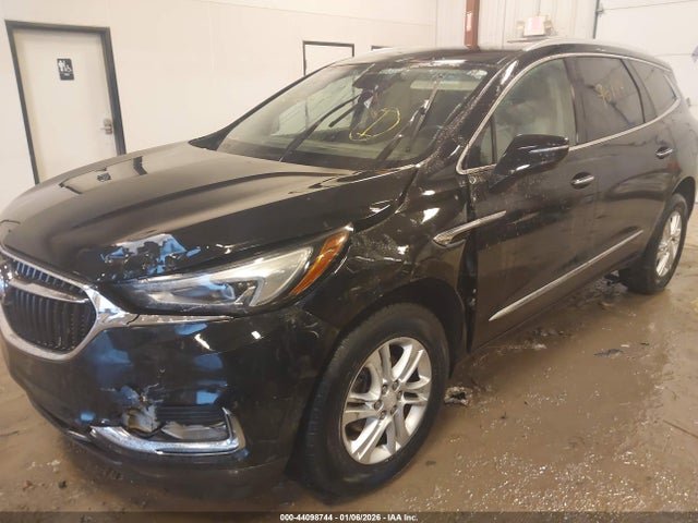 44098744 :رقم المزاد ، 5GAERBKW7JJ165730 vin ، 2018 Buick Enclave Essence مزاد بيع