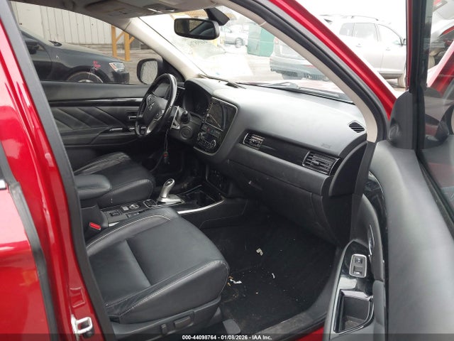 2018 MITSUBISHI OUTLANDER PHEV JA4J24A50JZ035838 Photo 4