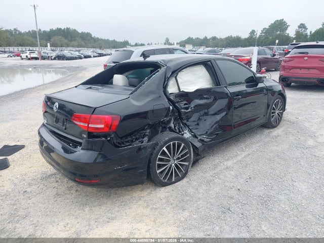 3VWD17AJ0FM335860 Volkswagen Jetta 1.8t Sport