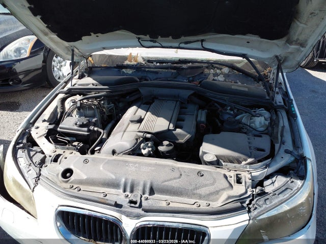 2004 Bmw 530i მანქანა იყიდება აუქციონზე, vin: WBANA73534B808403, აუქციონის ნომერი: 44098933
