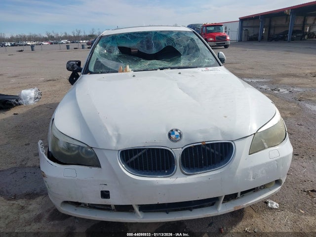 2004 Bmw 530i მანქანა იყიდება აუქციონზე, vin: WBANA73534B808403, აუქციონის ნომერი: 44098933