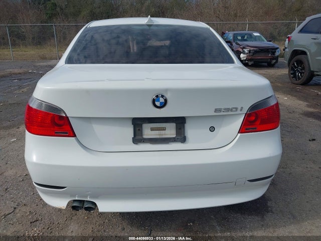 2004 Bmw 530i მანქანა იყიდება აუქციონზე, vin: WBANA73534B808403, აუქციონის ნომერი: 44098933
