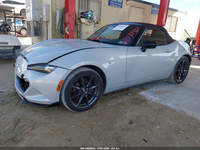 Aukcja sprzedaży 2018 Mazda Mx-5 Miata Club, vin: JM1NDAC71J0205787, numer aukcji: 44098934