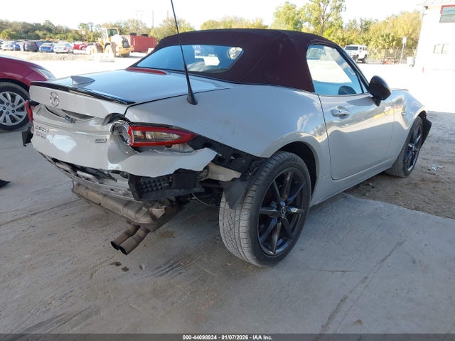 Aukcja sprzedaży 2018 Mazda Mx-5 Miata Club, vin: JM1NDAC71J0205787, numer aukcji: 44098934