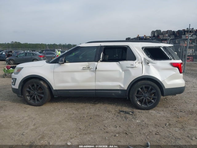 Ford EXPLORER XLT 2017 1FM5K7D86HGA73574 Image 14