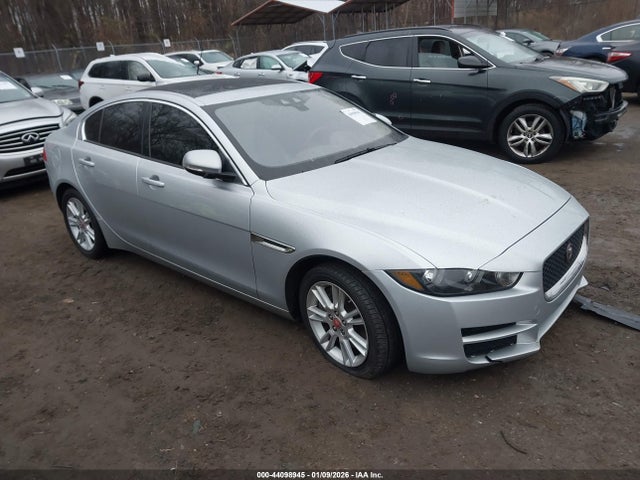 2018 JAGUAR XE SAJAD4FX6JCP35636 Photo 0