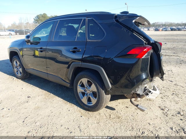 2023 TOYOTA RAV4 2T3W1RFV7PW286952 Photo 2