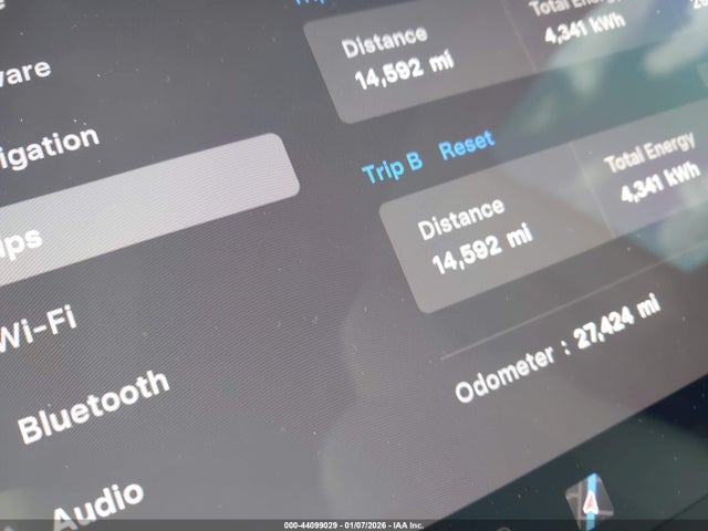 2024 TESLA MODEL Y 7SAYGDED3RF095432 Photo 6