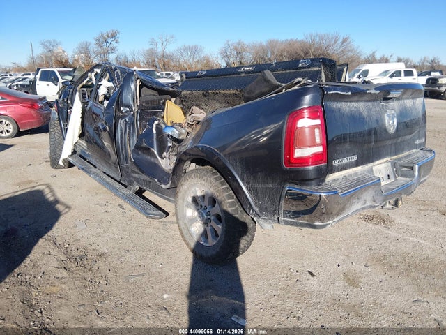 44099056 :رقم المزاد ، 3C6UR5KL1KG562748 vin ، 2019 Ram 2500 Laramie  4x4 8' Box مزاد بيع