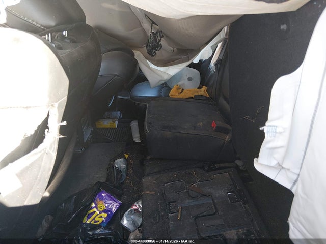44099056 :رقم المزاد ، 3C6UR5KL1KG562748 vin ، 2019 Ram 2500 Laramie  4x4 8' Box مزاد بيع