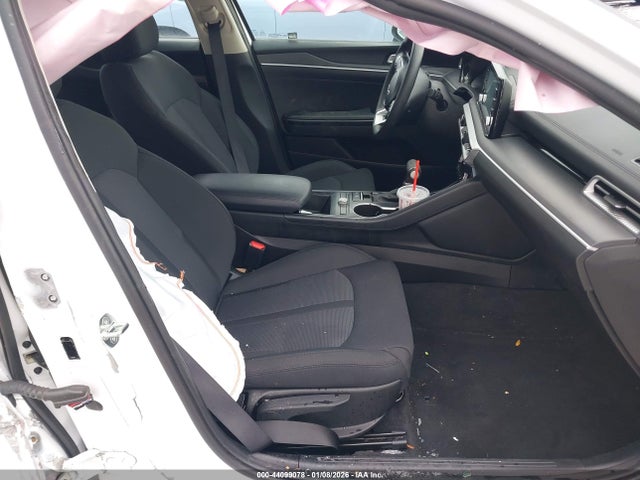 5XXG14J27PG206069 KIA K5 LXS