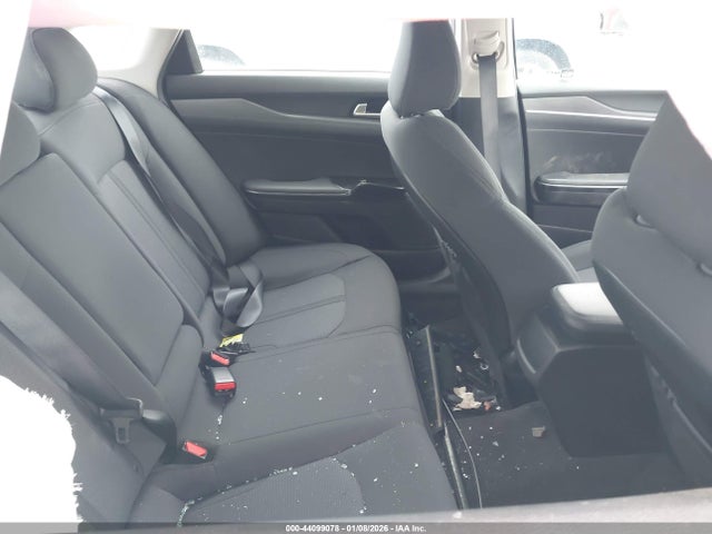 5XXG14J27PG206069 KIA K5 LXS