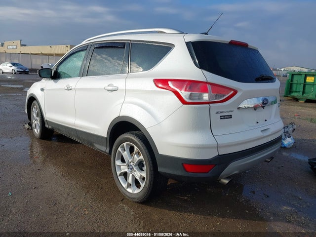 Ford Escape Titanium 2016 1FMCU0J97GUC52258 Image 3