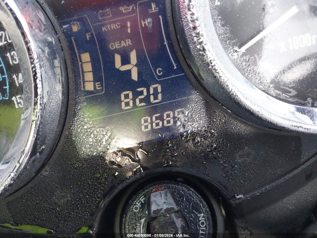 JKAZR2C16LA039830 Kawasaki Zr900 R