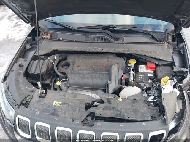 3C4NJDBB3NT100547 Jeep Compass Latitude 4x4