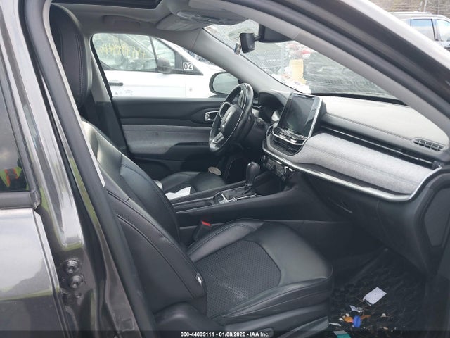3C4NJDBB3NT100547 Jeep Compass Latitude 4x4