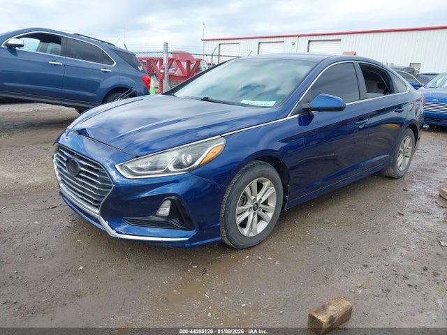 Hyundai SONATA SE 2018 5NPE24AF6JH654791 Image 2