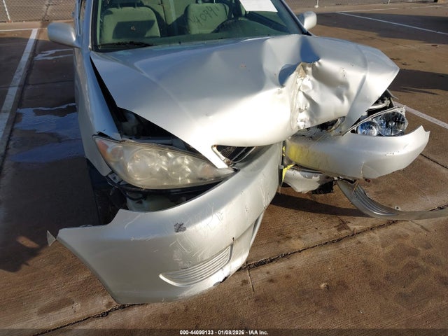 2005 TOYOTA CAMRY 4T1BE32K75U542685 Photo 5