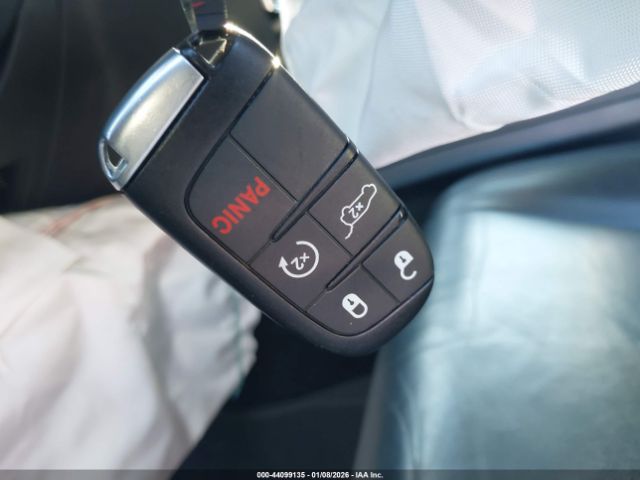 2019 JEEP GRAND CHEROKEE 1C4RJFBGXKC577069 Photo 10