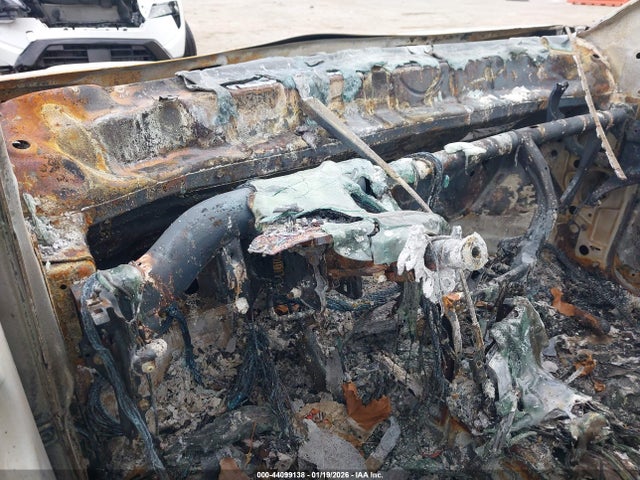 44099138 :رقم المزاد ، 3VVSX7B24RM069474 vin ، 2024 Volkswagen Taos 1.5t Se مزاد بيع