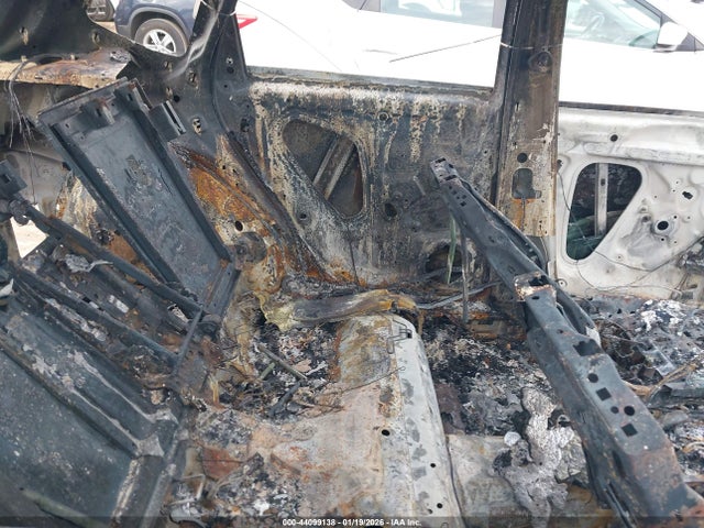44099138 :رقم المزاد ، 3VVSX7B24RM069474 vin ، 2024 Volkswagen Taos 1.5t Se مزاد بيع