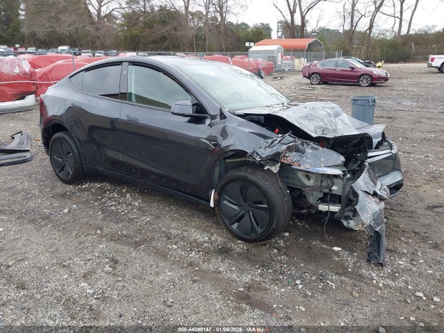 2026 TESLA MODEL Y 7SAYGDEE7TA597020 Photo 0