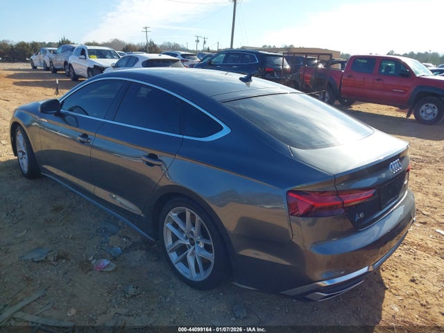 2024 AUDI A5 SPORTBACK WAUDACF50RA058567 Photo 2