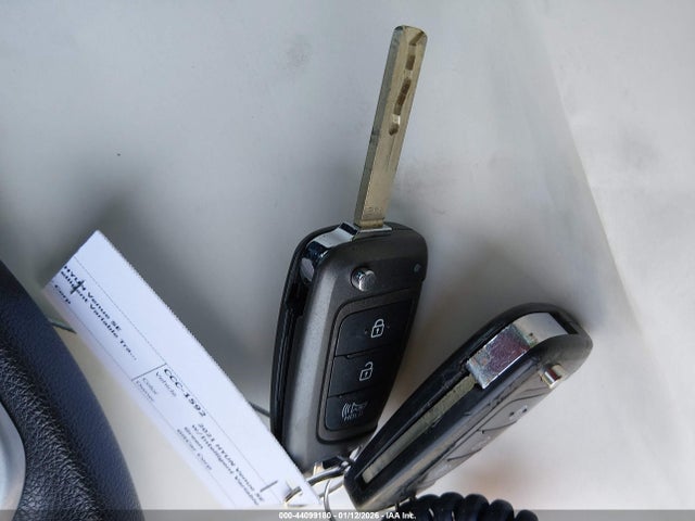 2021 HYUNDAI VENUE KMHRB8A37MU081565 Photo 10