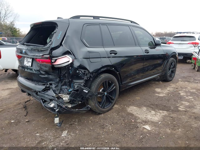 2022 BMW X7 5UXCW2C04N9L18482 Photo 3