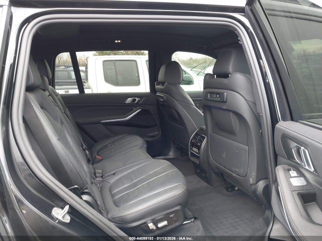 2022 BMW X7 5UXCW2C04N9L18482 Photo 7