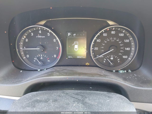 5NPD84LFXJH250108 Hyundai ELANTRA SEL