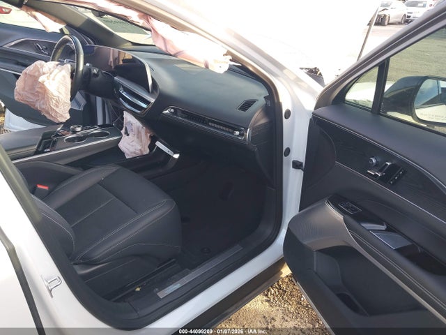 2024 CADILLAC LYRIQ 1GYKPWRL7RZ121406 Photo 4