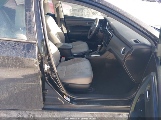 2017 TOYOTA COROLLA 2T1BURHE3HC848019 Photo 4