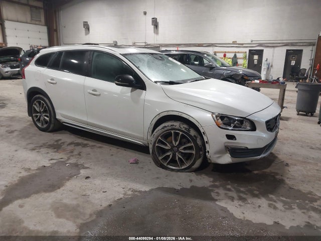2017 VOLVO V60 CROSS COUNTRY YV440MWM9H1035206
