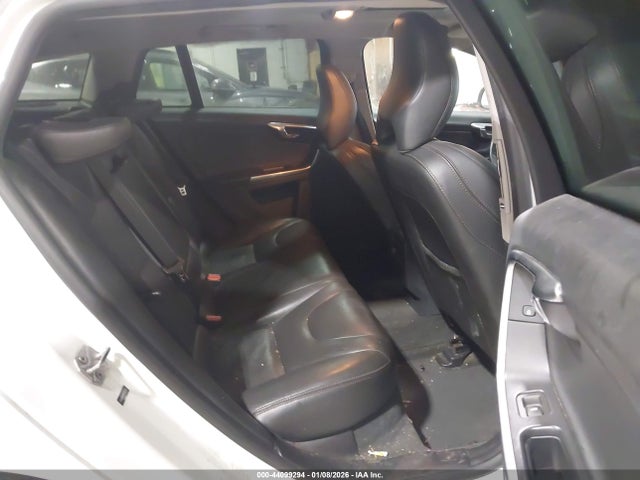 2017 VOLVO V60 CROSS COUNTRY YV440MWM9H1035206 Photo 7