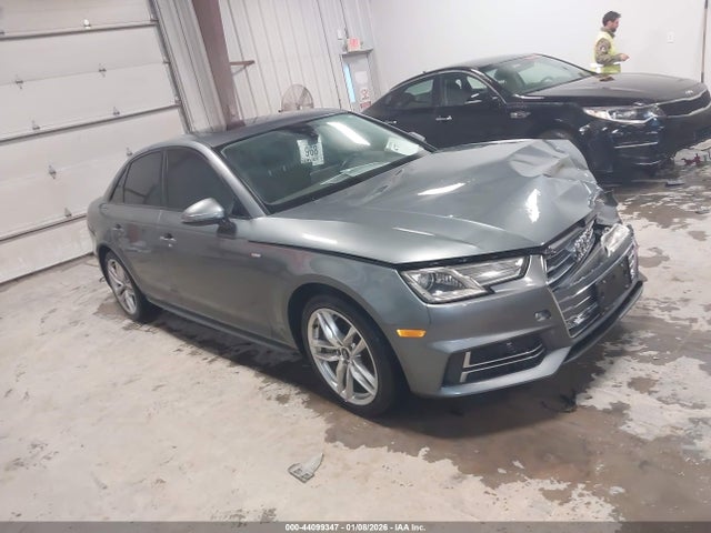 44099347 :رقم المزاد ، WAUDNAF42HN048629 vin ، 2017 Audi A4 2.0t Season Of Audi Premium مزاد بيع