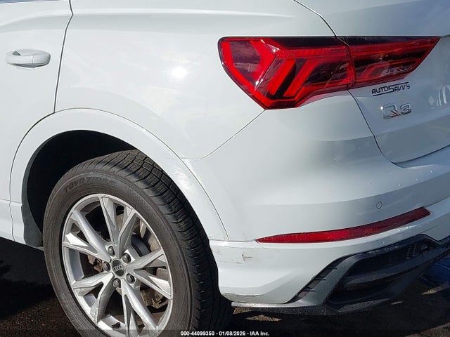 2021 Audi Q3 Premium 45 Tfsi S Line Quattro Tiptronic მანქანა იყიდება აუქციონზე, vin: WA1DECF36M1100233, აუქციონის ნომერი: 44099350