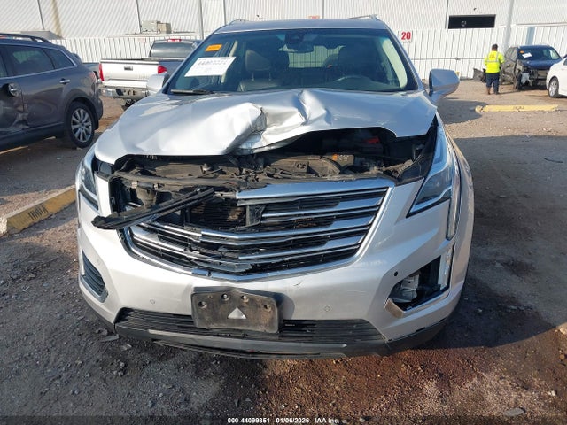 2018 CADILLAC XT5 1GYKNERS1JZ213977 Photo 5