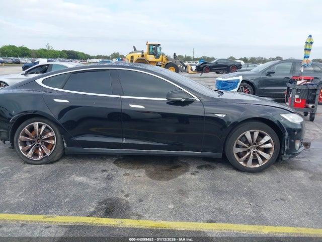 Aukcja sprzedaży 2013 Tesla Model S, vin: 5YJSA1DN0DFP12081, numer aukcji: 44099453