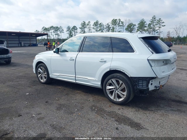 2022 AUDI Q7 WA1LJBF77ND014532 Photo 2