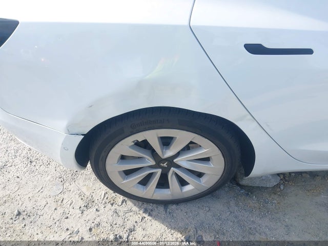 2021 TESLA MODEL 3 5YJ3E1EA4MF029322 Photo 5