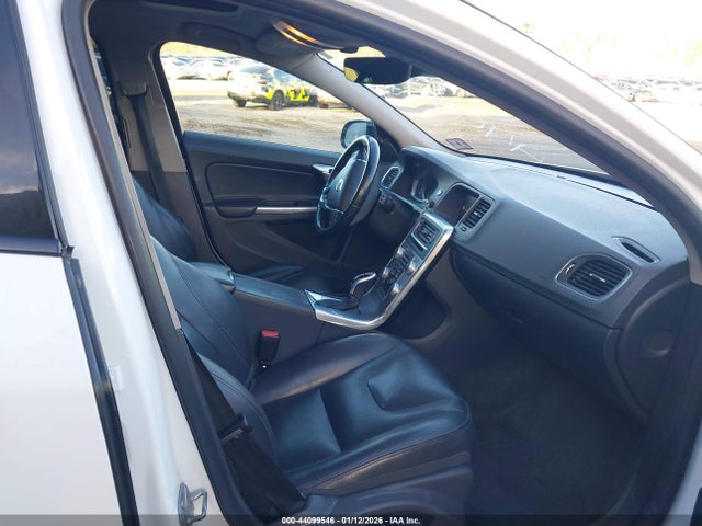 2018 VOLVO V60 CROSS COUNTRY YV440MWK7J2056800 Photo 4