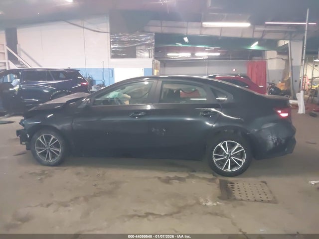 Aukcja sprzedaży 2023 Kia Forte Lxs, vin: 3KPF24AD9PE520227, numer aukcji: 44099548