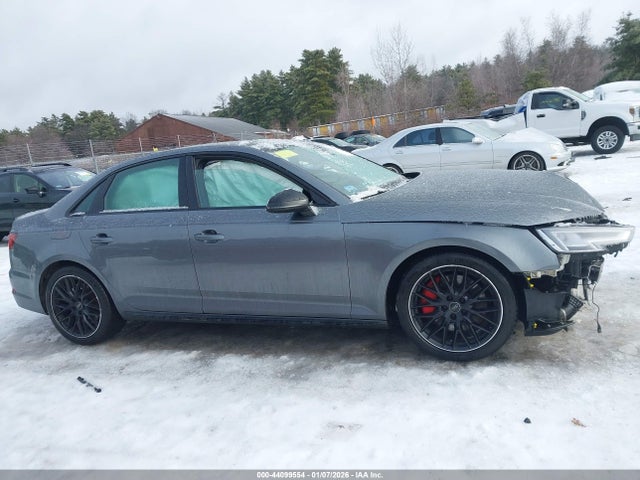 Aukcja sprzedaży 2018 Audi A4 2.0t Premium/2.0t Tech Premium, vin: WAUENAF4XJN004338, numer aukcji: 44099554