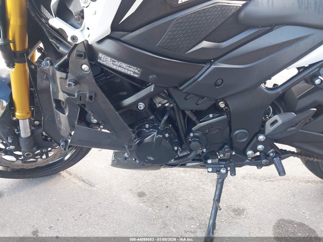 JS1C533D6P7100453 Suzuki Gsx-s750 M/z