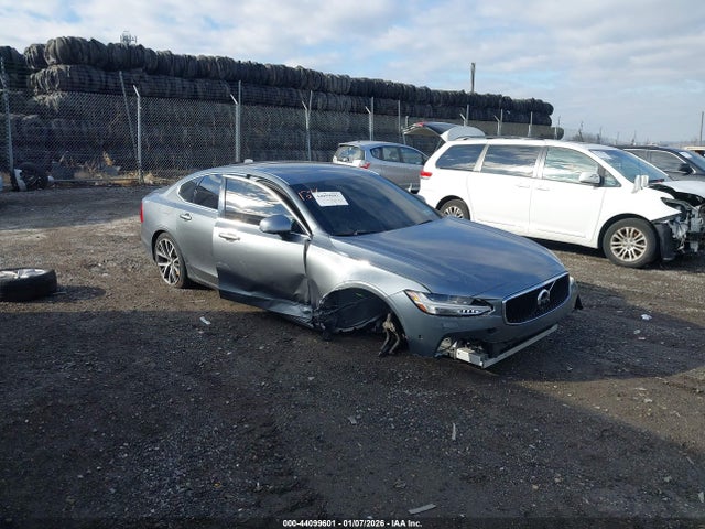 2018 VOLVO S90 LVY992MK4JP038160