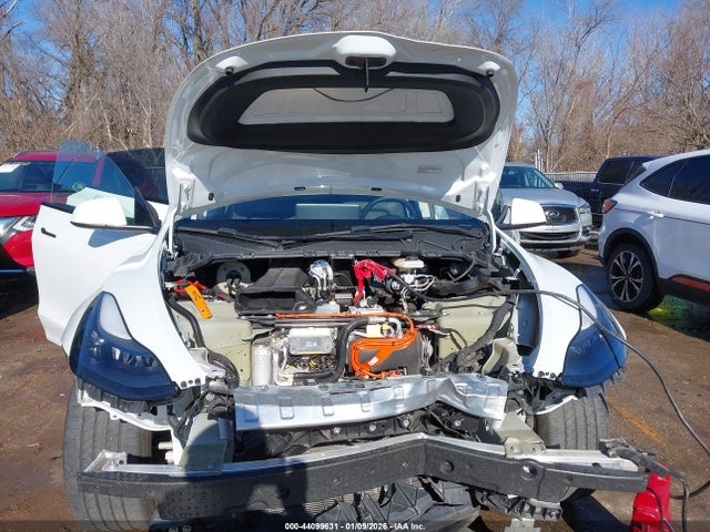 2023 TESLA MODEL Y 7SAYGDEEXPF756458 Photo 9