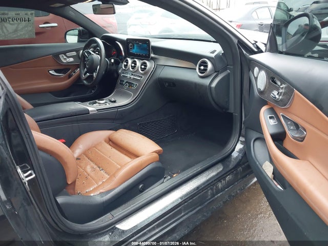 Продаж на аукціоні авто 2019 Mercedes-benz C 300 4matic, vin: WDDWJ8EBXKF821659, номер лоту: 44099700