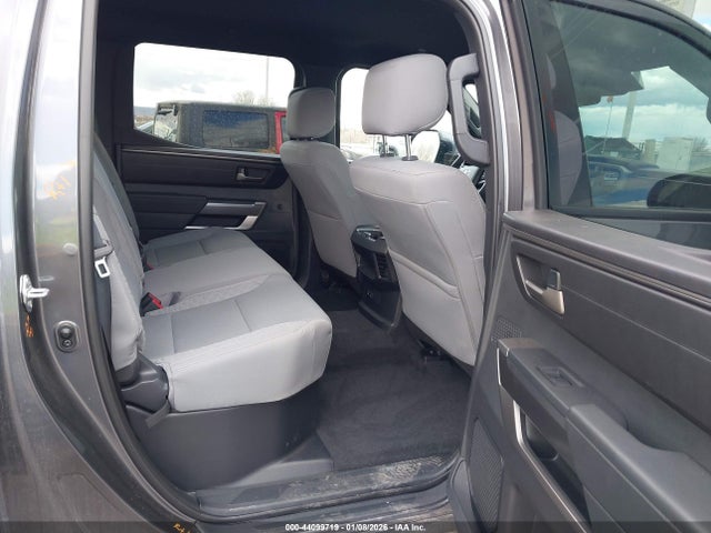 Toyota Tundra Sr5 2025 5TFLA5DB9SX267005 Image 8