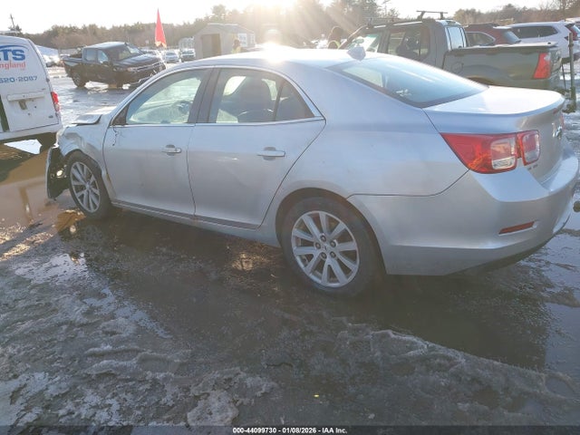 2014 CHEVROLET MALIBU 1G11E5SL8EU125105 Photo 2